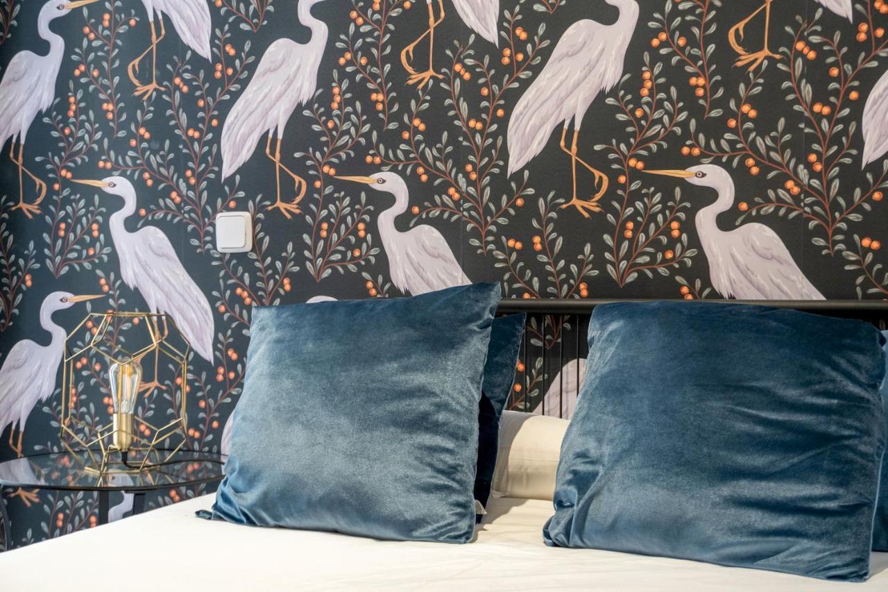 2 Bedrooms 2 Bathrooms Furnished - Malasana - Bright Stylish - Mintystay Μαδρίτη Εξωτερικό φωτογραφία