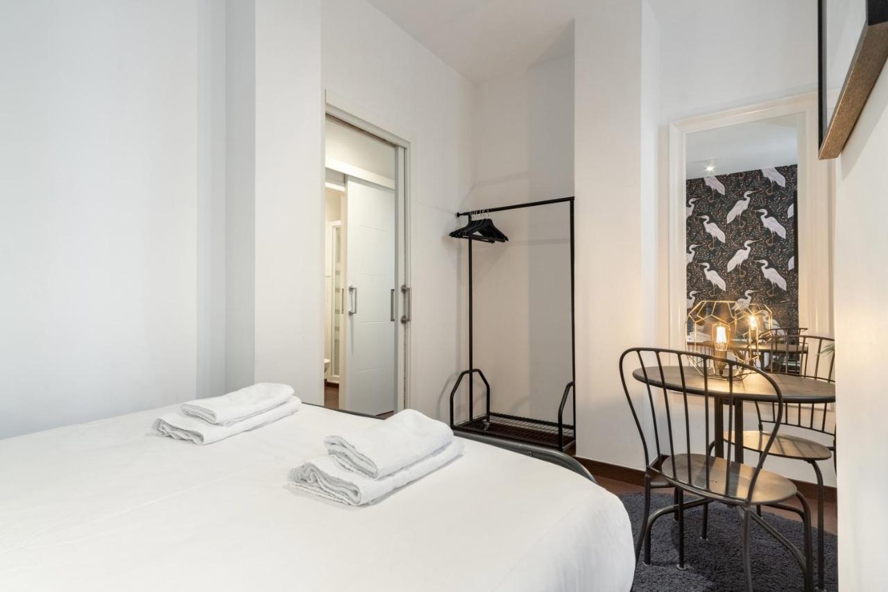 2 Bedrooms 2 Bathrooms Furnished - Malasana - Bright Stylish - Mintystay Μαδρίτη Εξωτερικό φωτογραφία